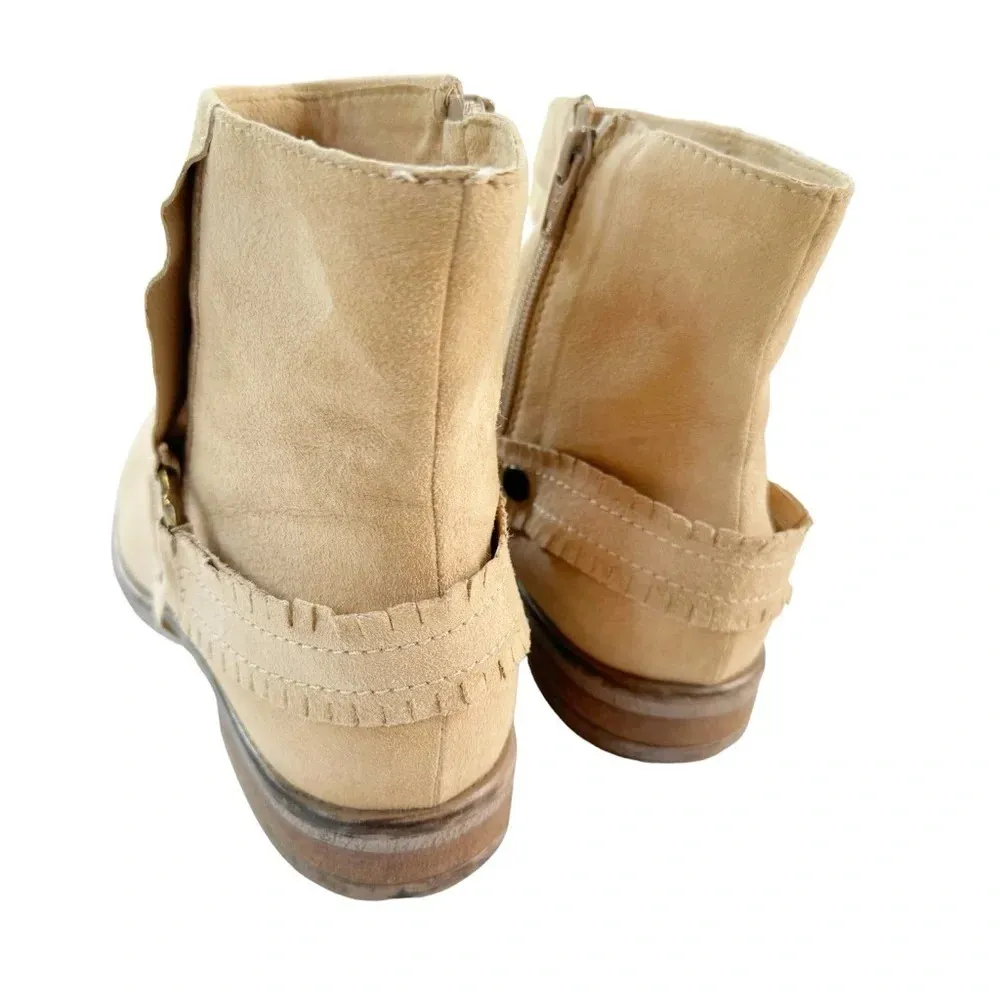 Sundance Suede Western Fringe Ankle Boot Bootie Beige Size 36 - Image 5