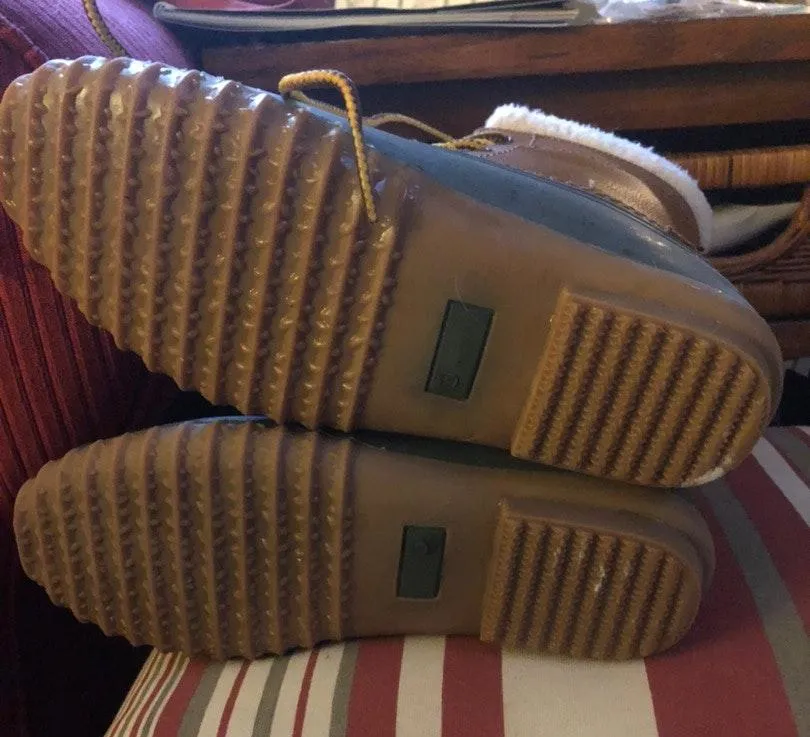 bean boots! Size 8 - Image 4