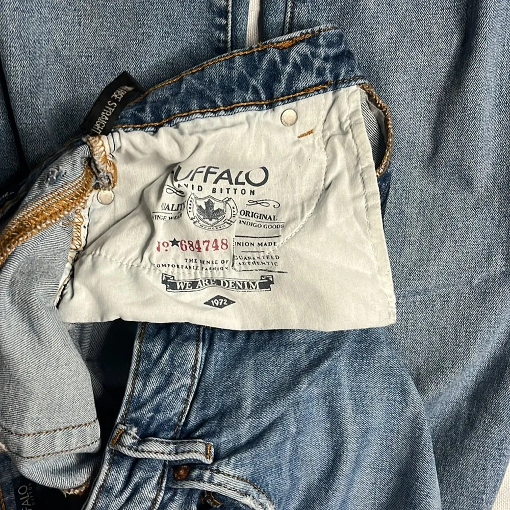 BUFFALO DAVID BITTON HIGH RISE STRAIGHT/JAYDEN JEANS SIZE 27 - Image 6