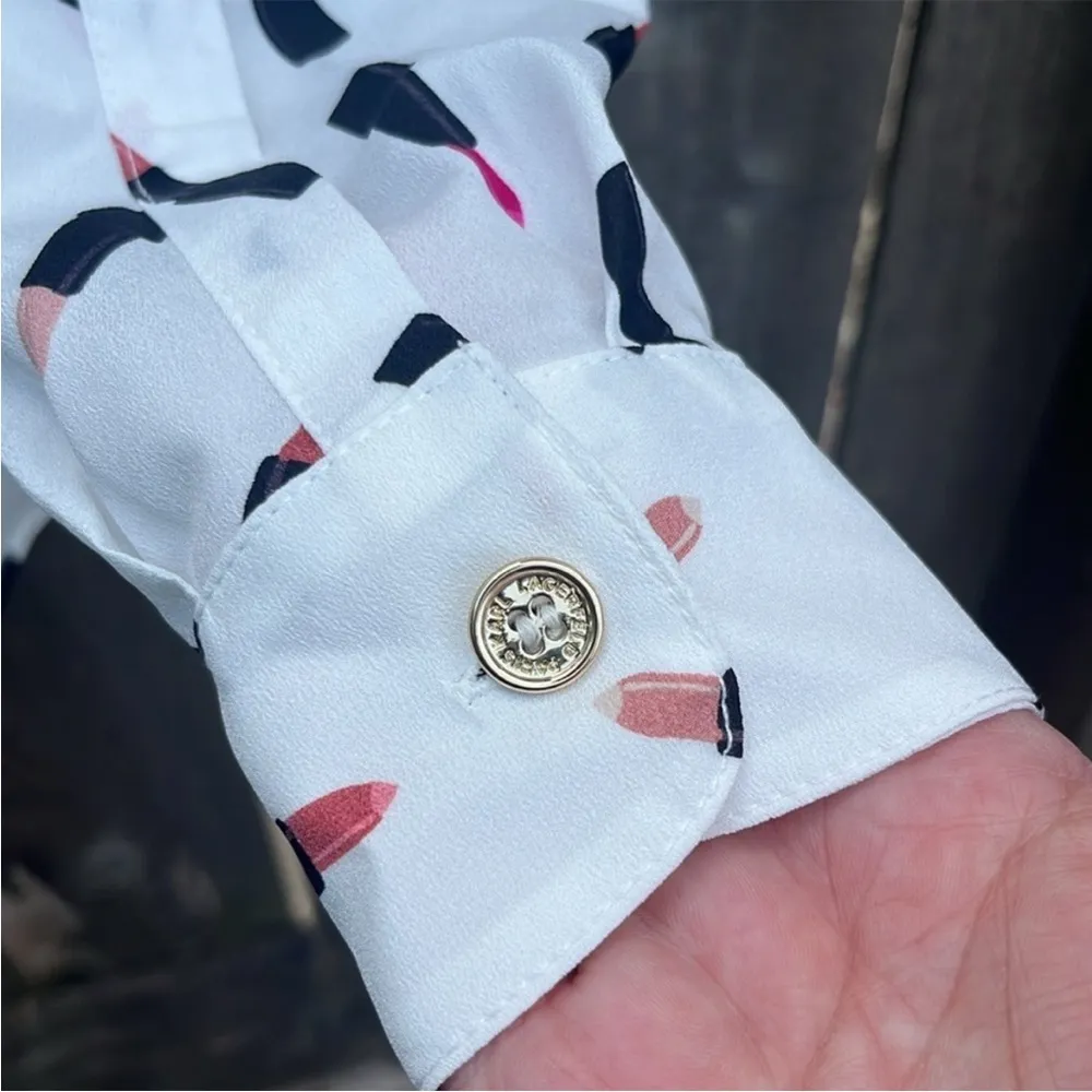 NWT Karl Lagerfeld Lipstick Pattern Long
Slv Roll Tab Blouse Generous XS - Image 9