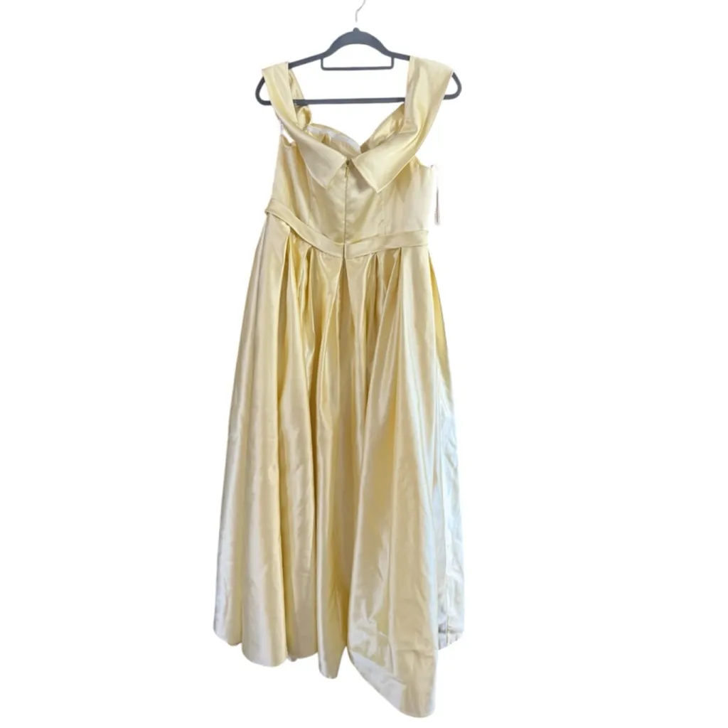 Women's JJ's House Yellow Satin Off - Image 9