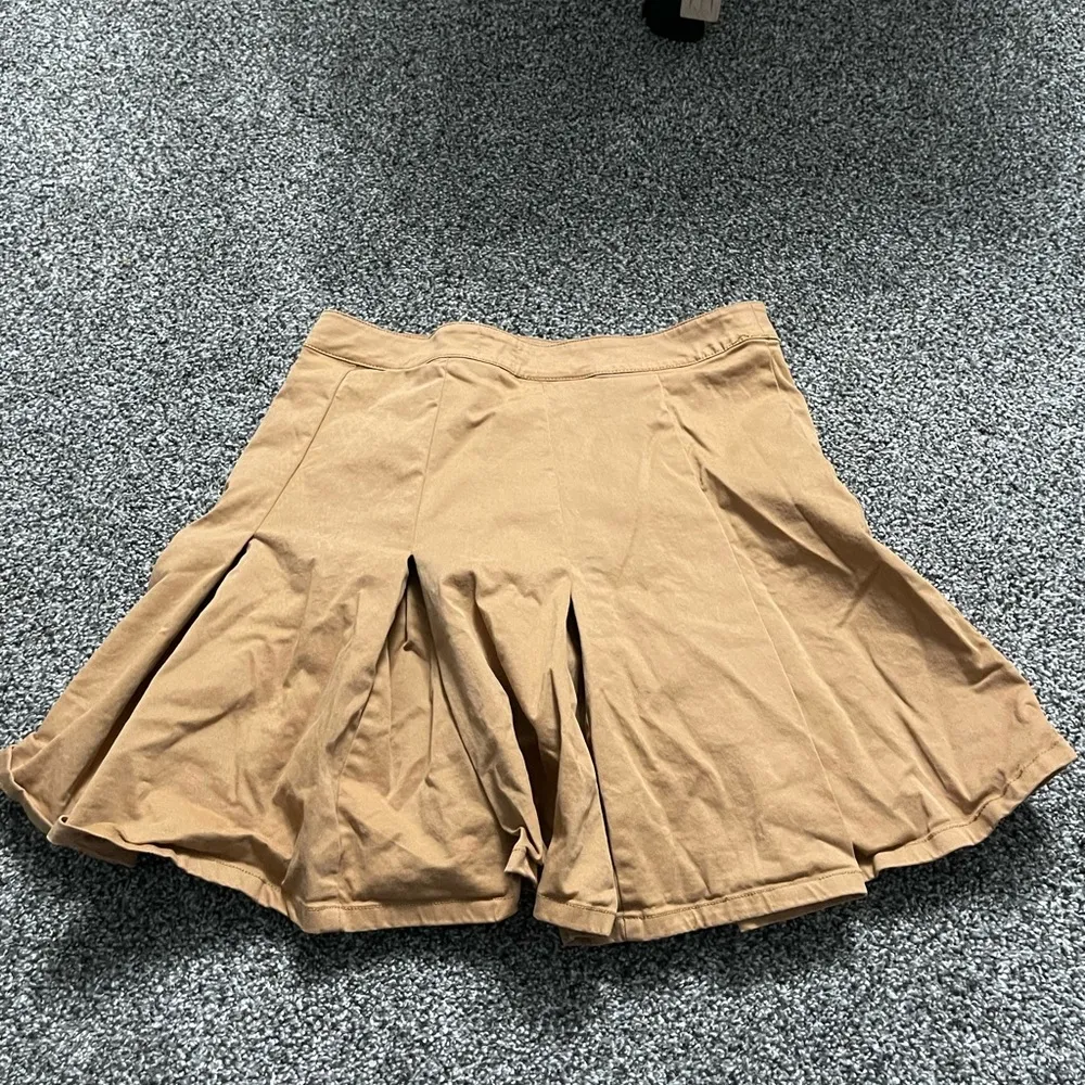 khaki beige pleated chino mini skirt 4 - Image 11
