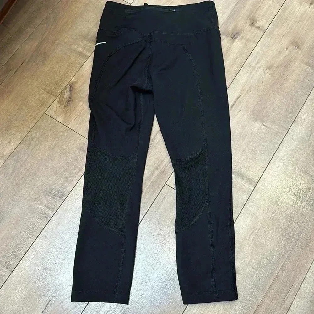 4/$25 Nike Fast Women's XS Mid-Rise Crop Running Leggings CZ9238 010 Black Sz XS - Image 12