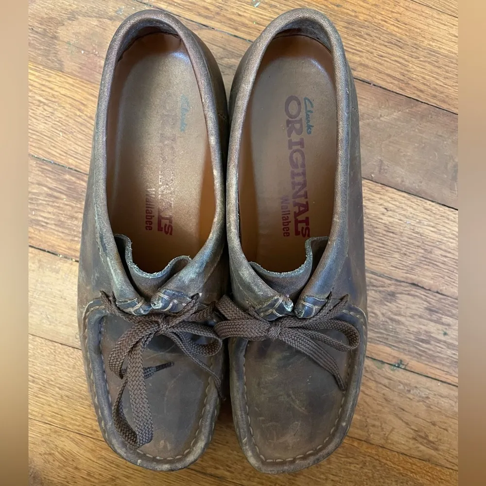 Clarks Wallabee Brown Leather Low Lace Up - Size 7.5 - Image 5