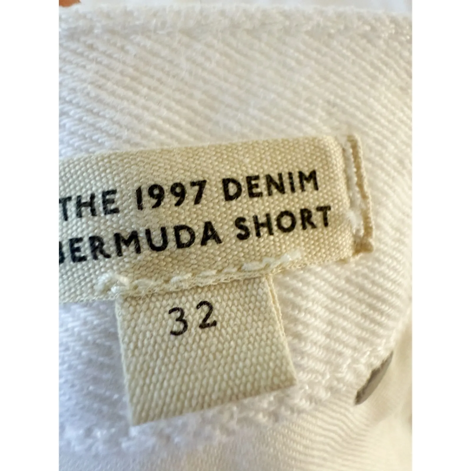 Madewell | NWT The 1997 Denim Bermuda Short in Pure White | Sz 32 - Image 10