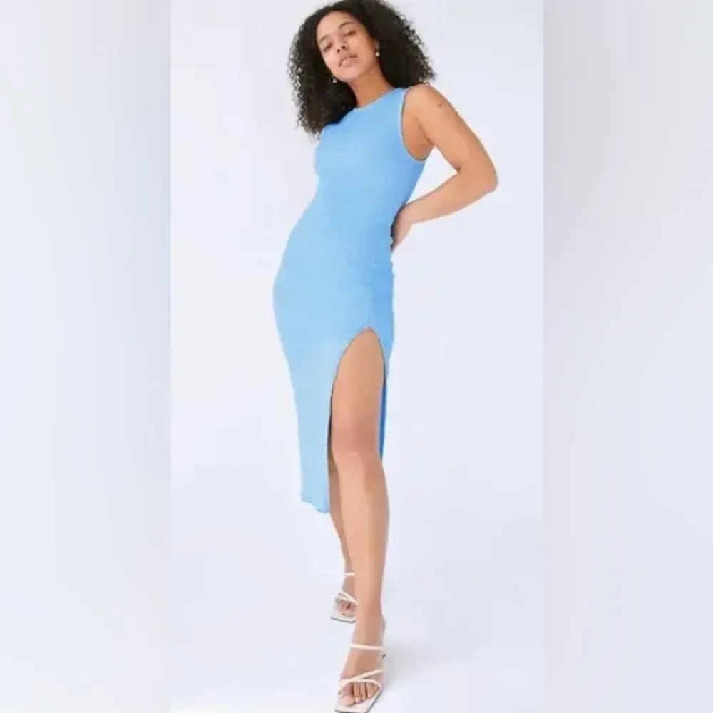 Aritzia Wilfred verona midi dress slit baby blue bodycon textured sleeveless - Image 3