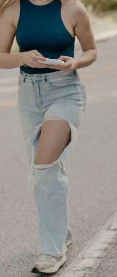 Distressed Light Was Jeans - Image 3