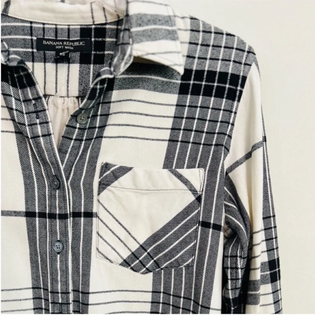 Banana Republic Cotton Black White Button Down Tartan Plaid Shirt Extra Small - Image 5