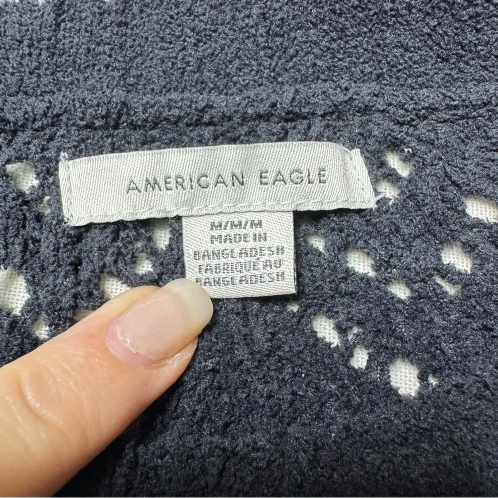 American Eagle Black Knit Sweater Size‎ Medium Open Stitch Cropped - Image 3