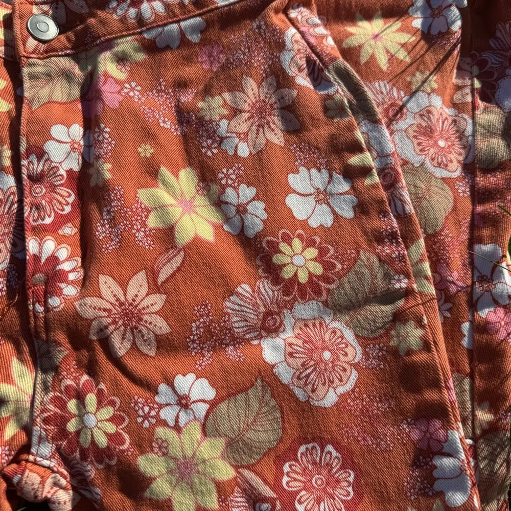 FEELING GROOVY BELL BOTTOM PANTS - Image 4