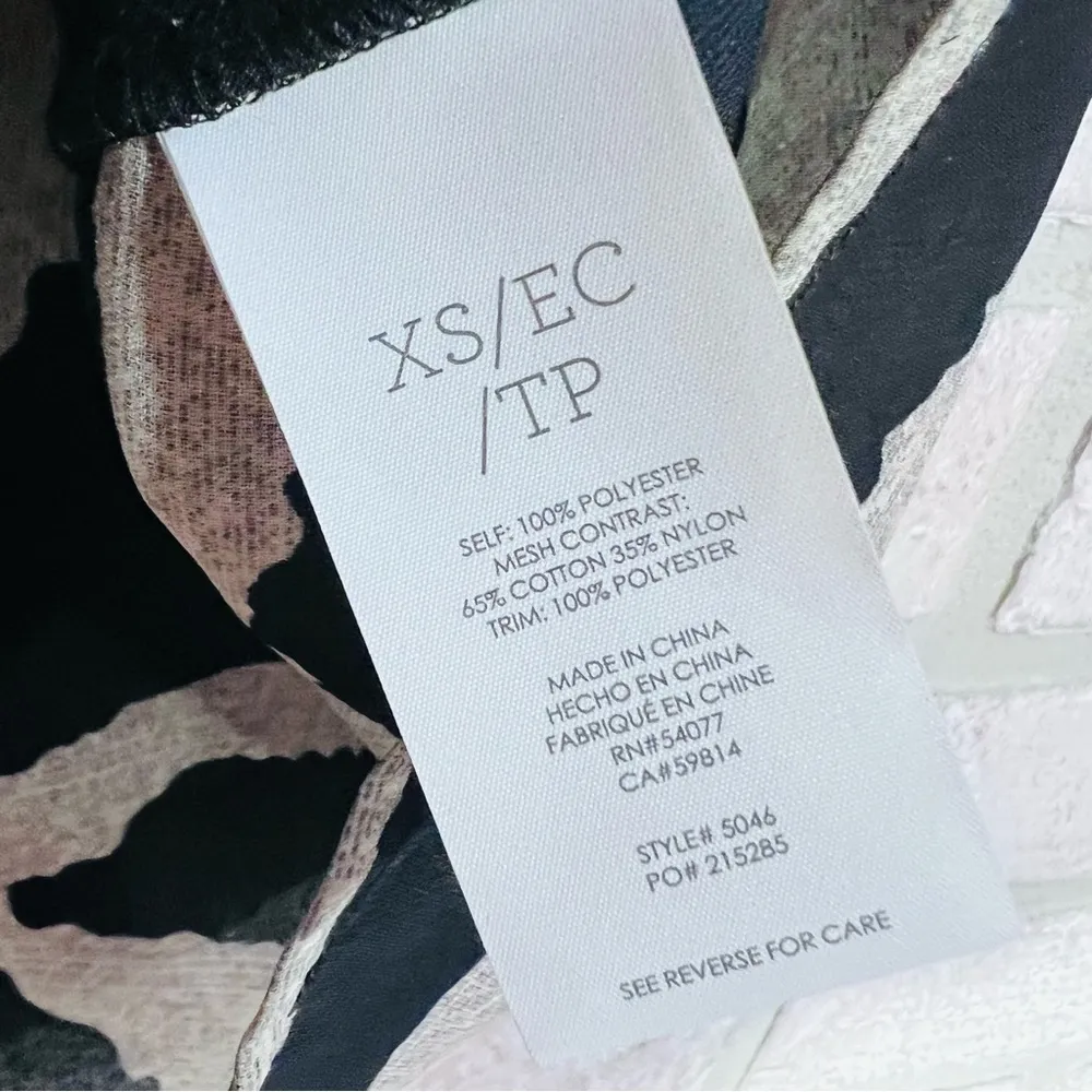 CAbi Style 5046 Tovoli Zebra Print Sleeveless Top Size XS - Image 7