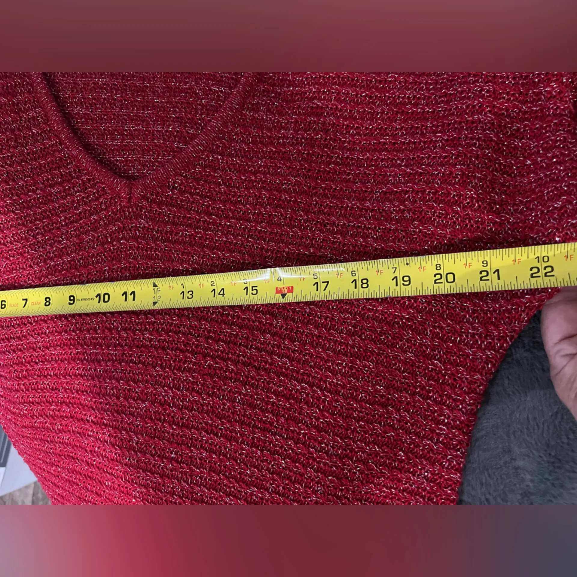 Soho JEANS NEW YORK & COMPANY Women Silver/RedPullover Sweater Size M - Image 5