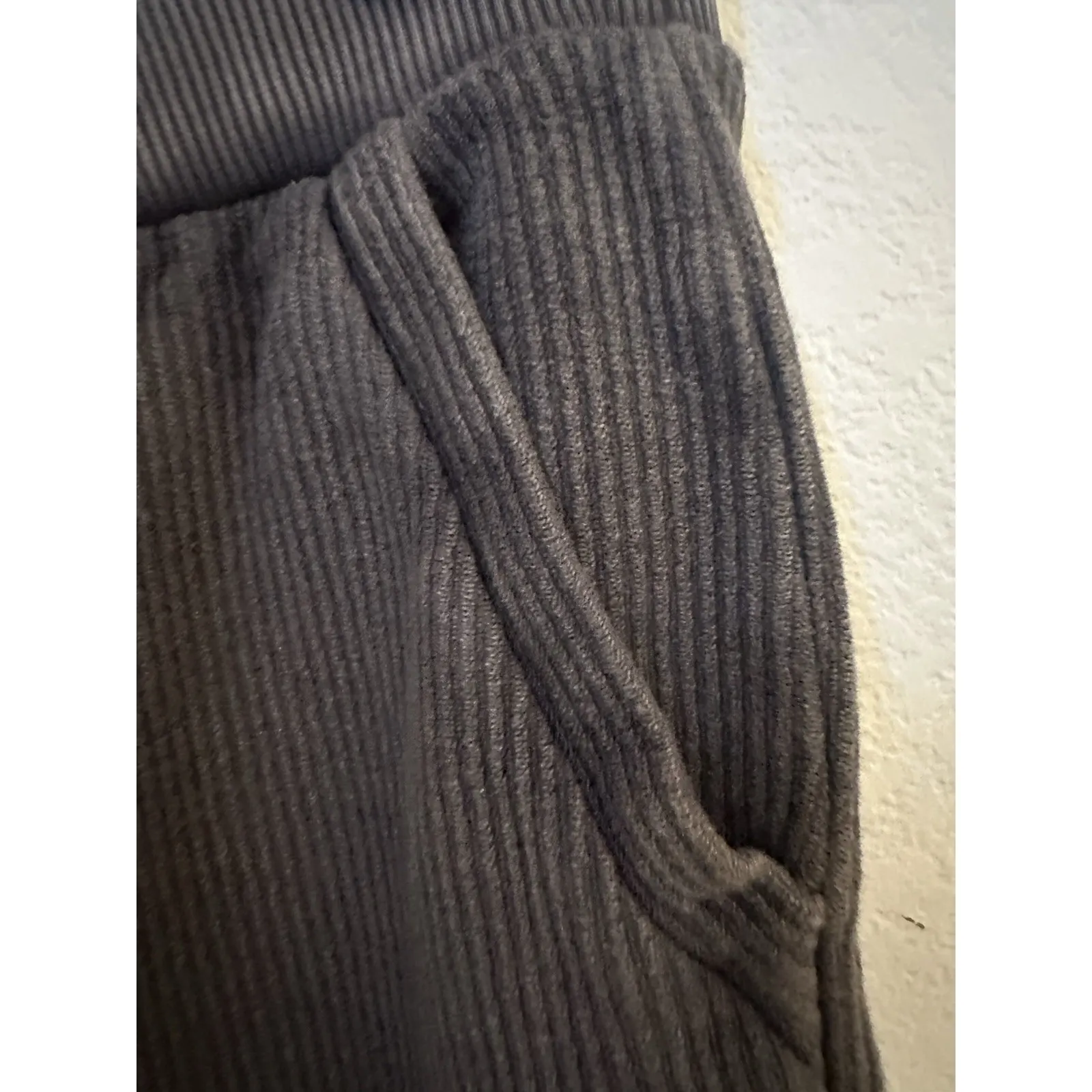 Aerie Charcoal Cargo Jogger Pants Pockets Drawstring Waist Women's Small Utility - Image 5