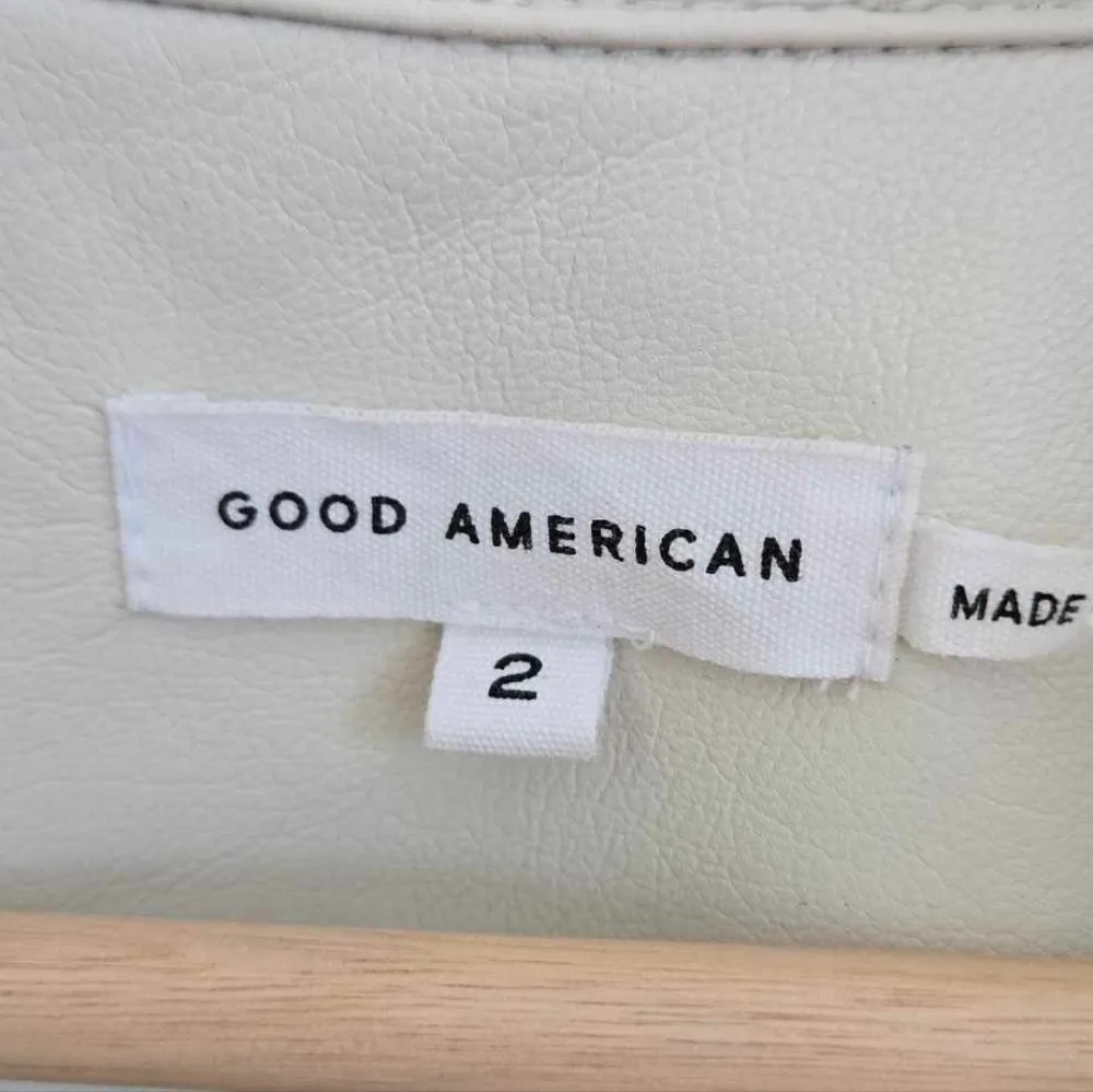 Good American Better Than Leather Shacket in BONE Size 2 - Image 4