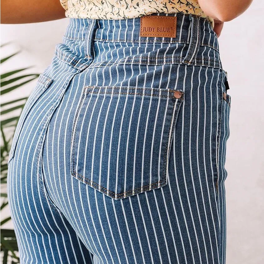 Judy Blue women’s High Rise Super Flare Jean Blue & White Striped Jeans sz 5/27 - Image 6