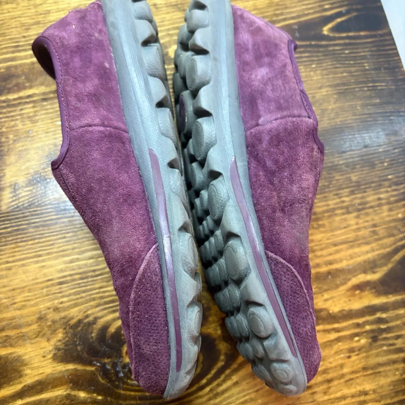 Skechers Burgundy‎ Slip On Shoes Size 9 - Image 5