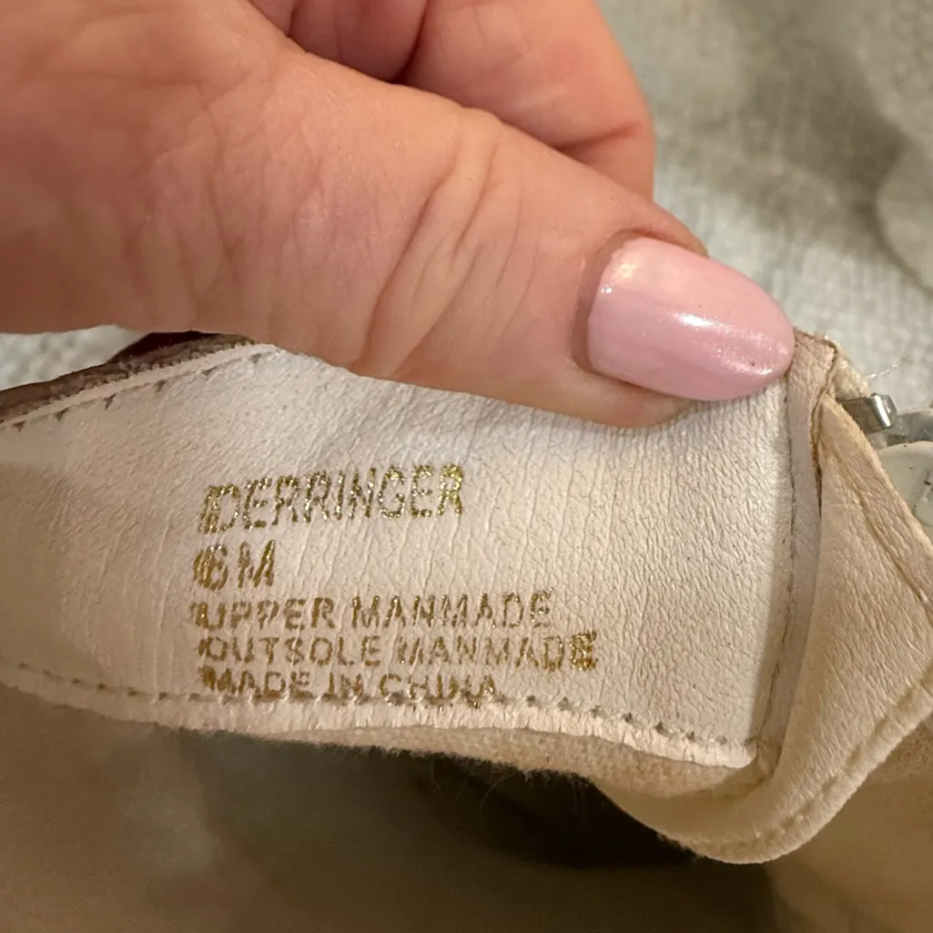 Elegant White Snakeskin Ankle Boots Size 6 - Image 5