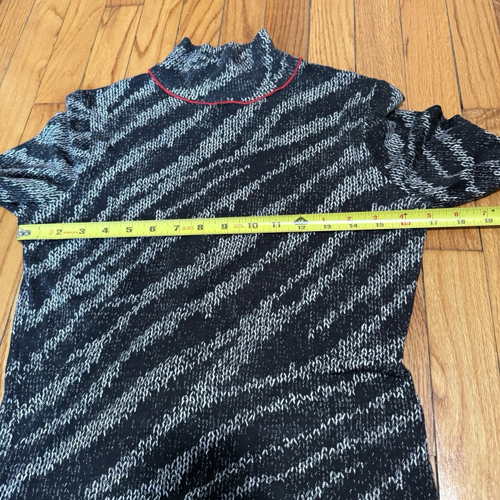 rag & bone Zebra Shaw Turtleneck Cotton Modal Top Size Medium - Image 6