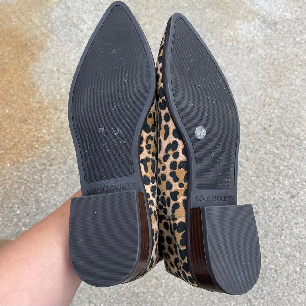 NWOT SOLE SOCIETY CADYNA Suede Pointed Toe Stacked Heel Ankle Bootie size 7.5 - Image 5