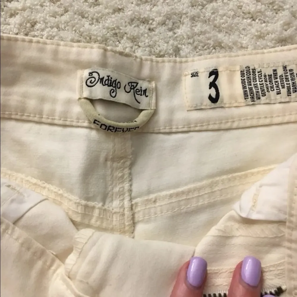 High waist butter yellow short shorts - Image 3