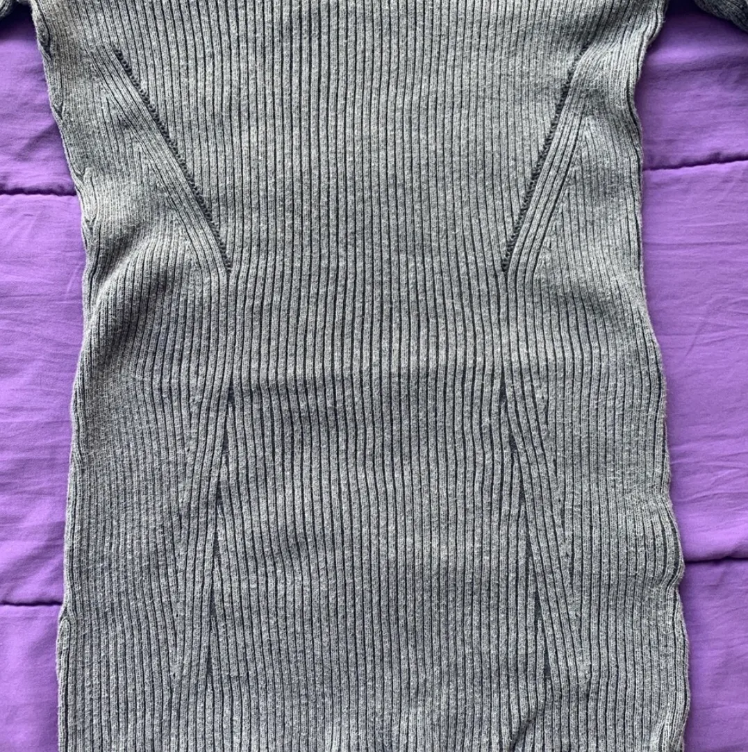 Anthropology  Republic Gray Ribbed Turtleneck Top 100% Cotton Small - Image 4