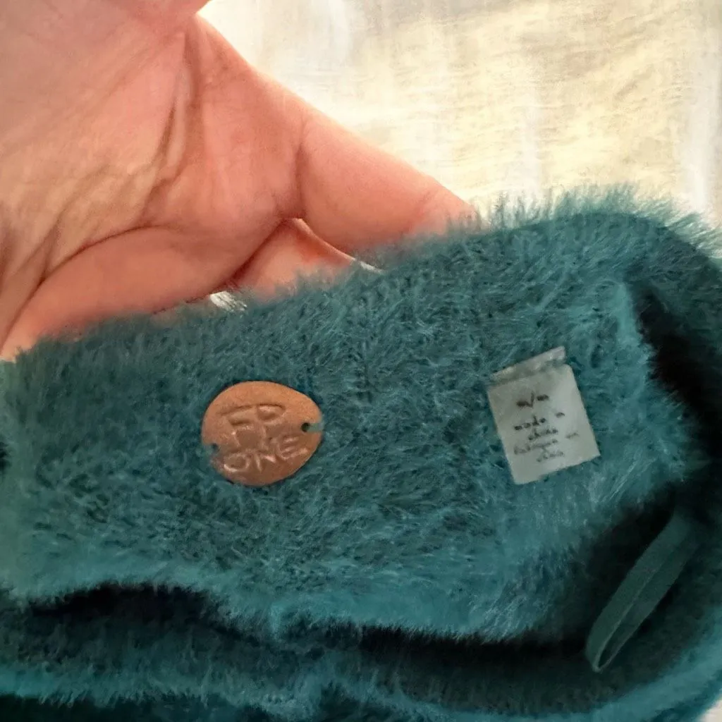 Free People Women’s Medium Green Wyatt Sweater Fuzzy NWOT - Image 4