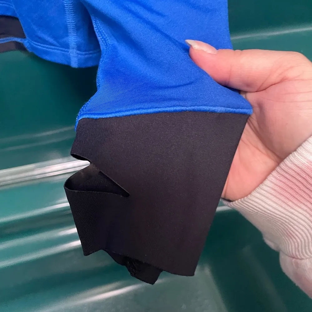 UNDER ARMOUR WOMENS COWL NECK RUNNING PULLOVER - Image 4