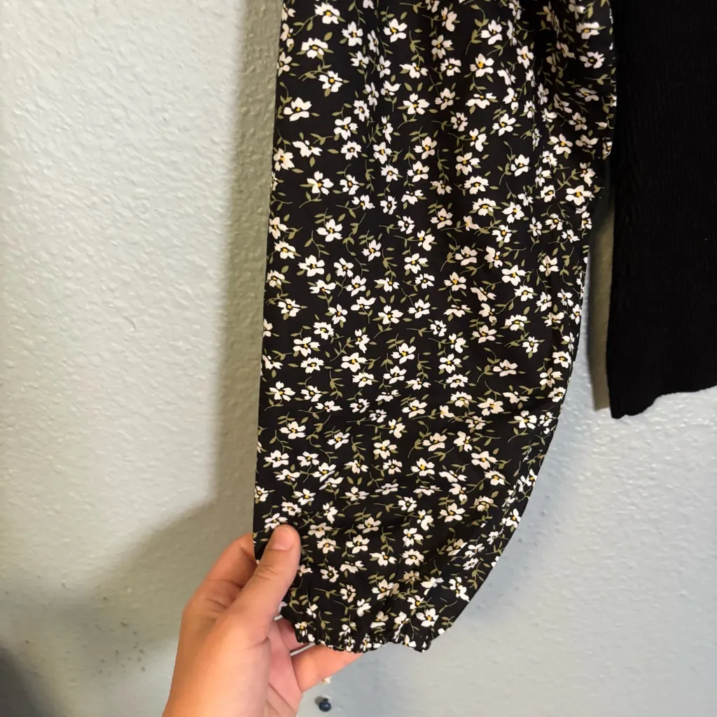 By Anthropologie Woven Ruffle Sleeve‎ Sweater Black White Floral Medium Party - Image 11