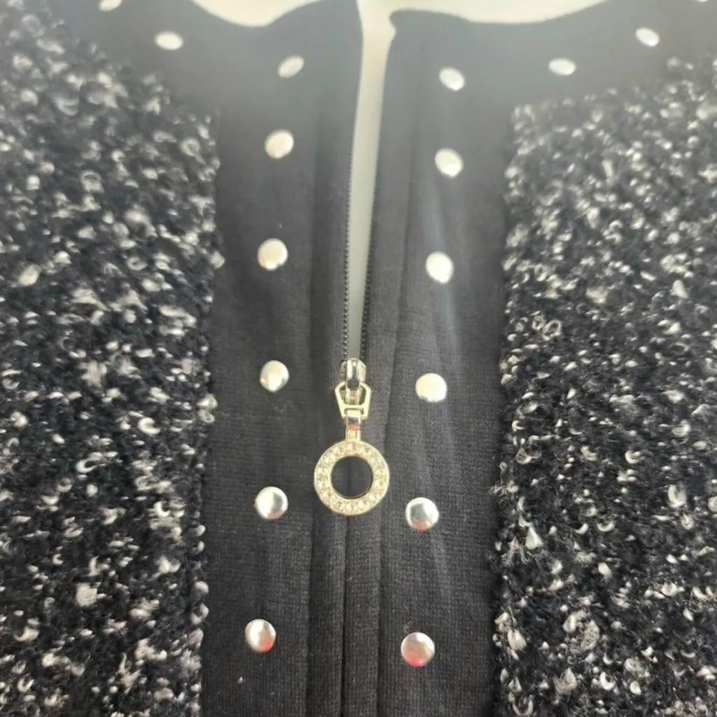 Cathy Daniel’s full-zip cardigan sweater with pockets and Studded embellishments - Image 8