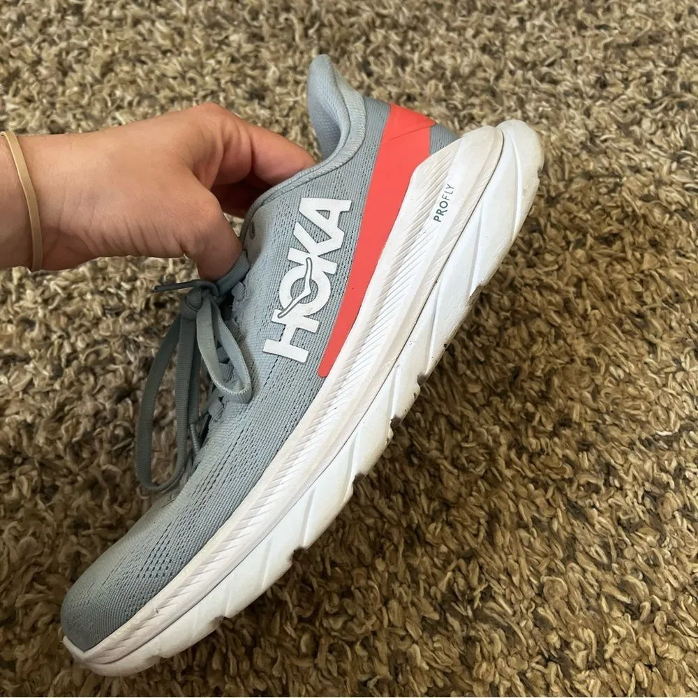 Hoka one one light blue sneakers size 9 - Image 8