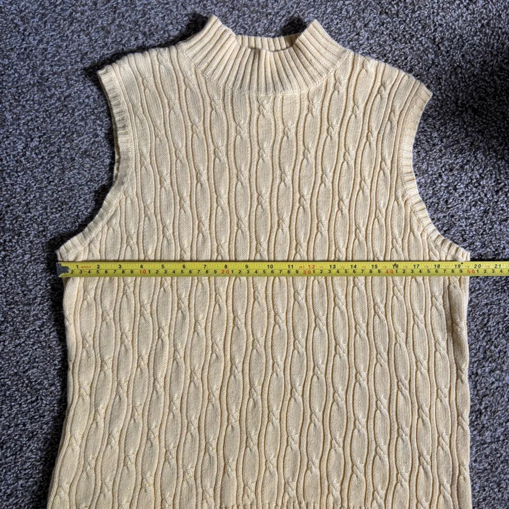 Vintage Villager Sport Liz Claiborne Sleeveless Butter Yellow Mock Neck Size XL - Image 6
