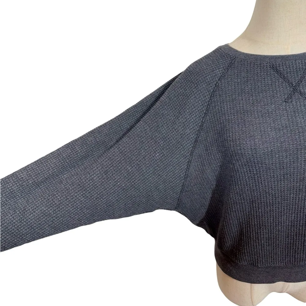 Beyond Yoga With The Band Pullover Waffle Thermal Sweatshirt in Washed Black - Image 5