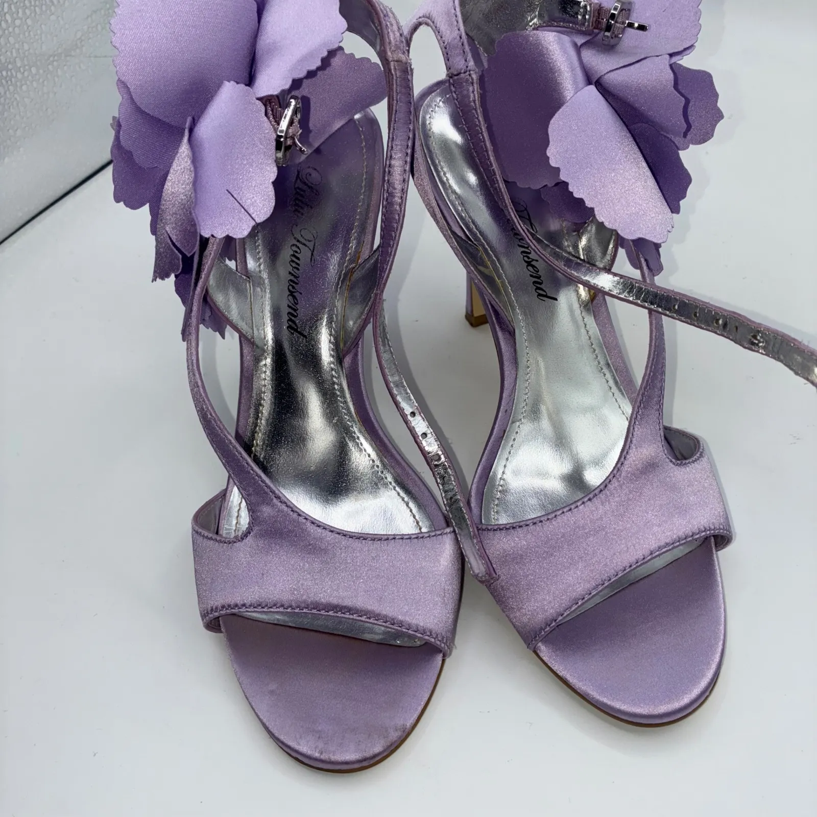 Lulu Townsend Womens Purple Flower Heels Size 6M Elegant Evening Party Shoes - Image 10