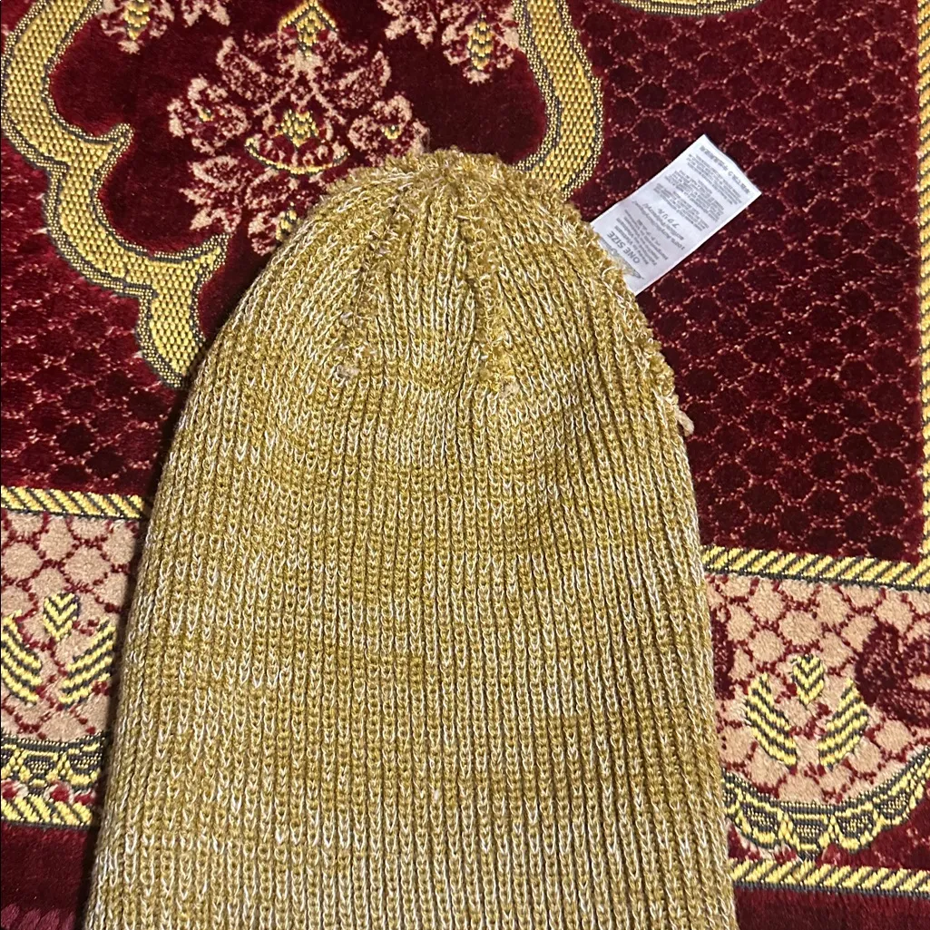 NWOT Eddie Bauer beanie one size - Image 2