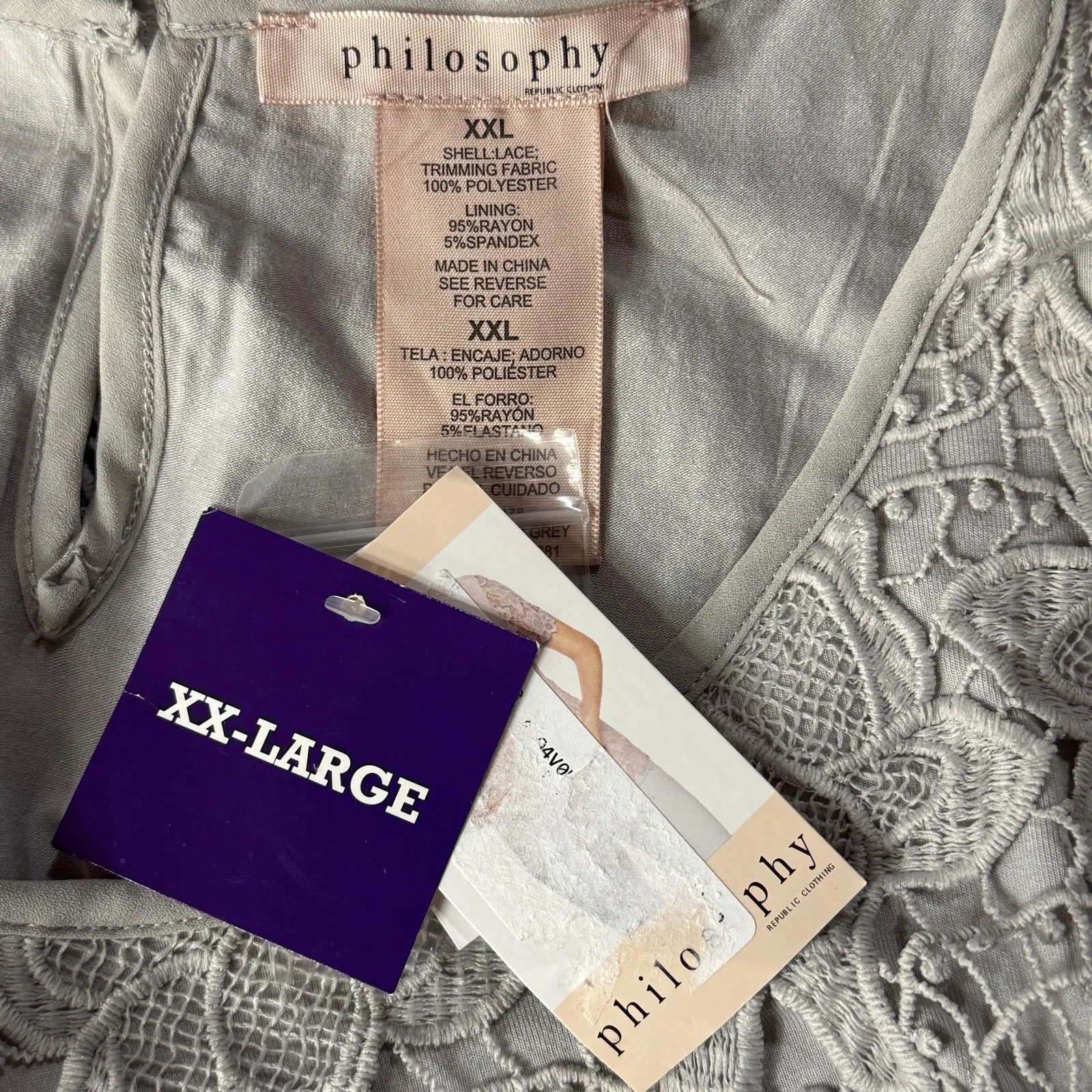 Philosophy XX-Large Top Floral Lace Short Sleeve Lined Keyhole Vapor Grey New - Image 11