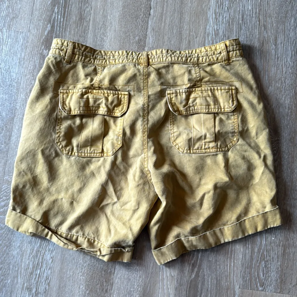 Sundance Desert Utility Shorts Color Burnt Honey Size 10 Yellow - Image 6