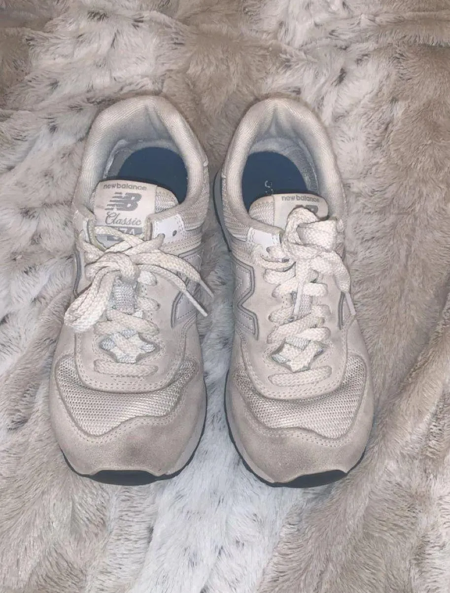 New Balance Women’s  574 - Image 4