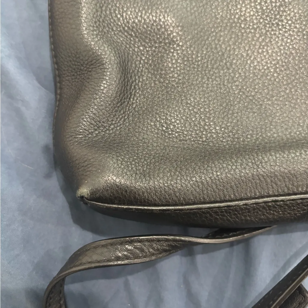 Tory Burch black Crossbody Bag with Gold Accents - Image 6