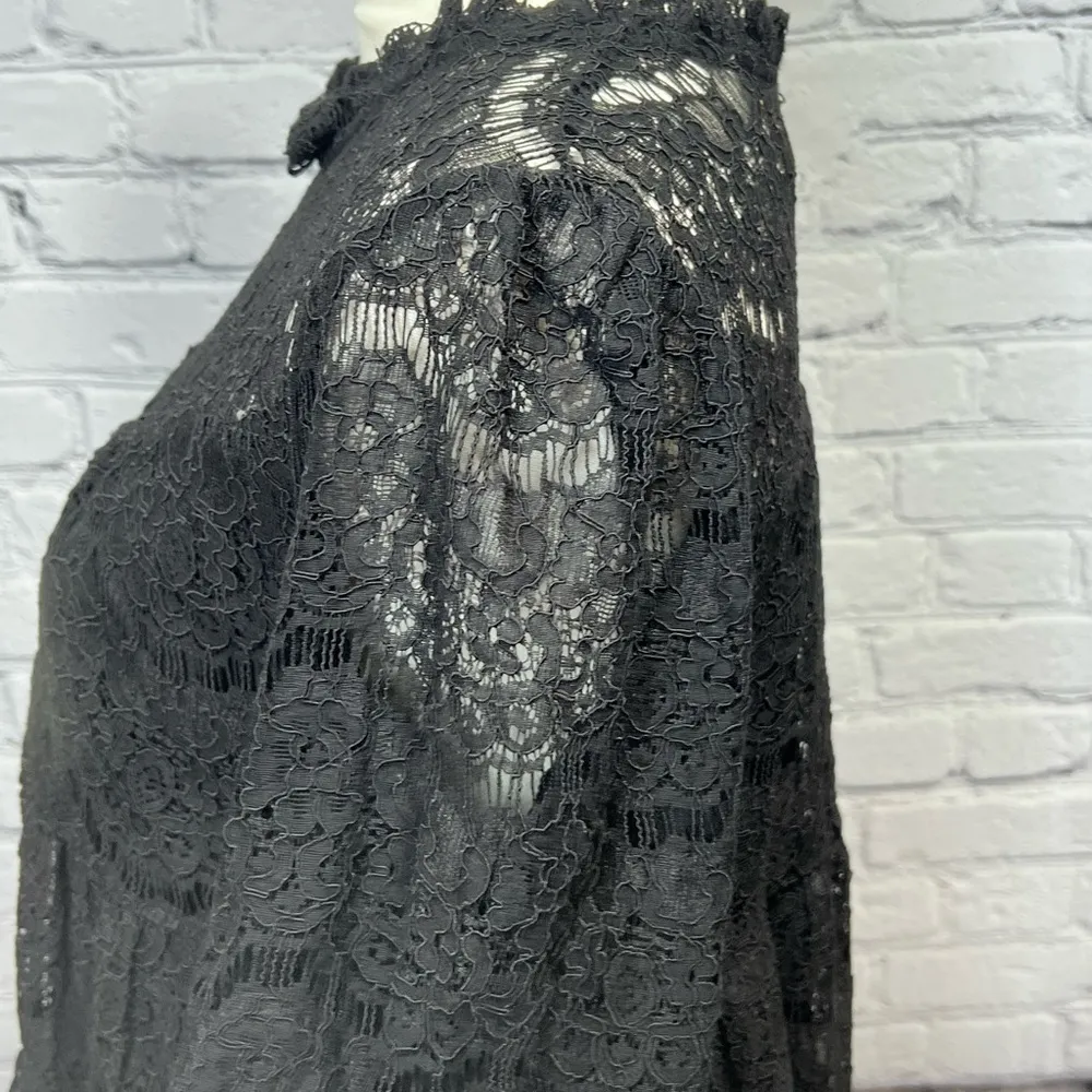 NWT Monteau Los Angeles black lace overlay top size xl - Image 13