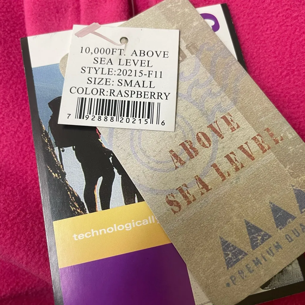 10,000 Feet Above Sea Level Pink Fleece Top, Size S - Image 7