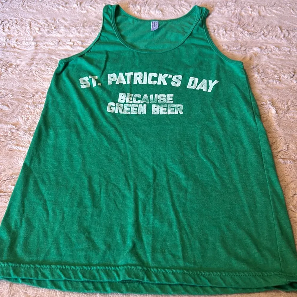 St. Patrick’s Day tank size small Green - Image 5