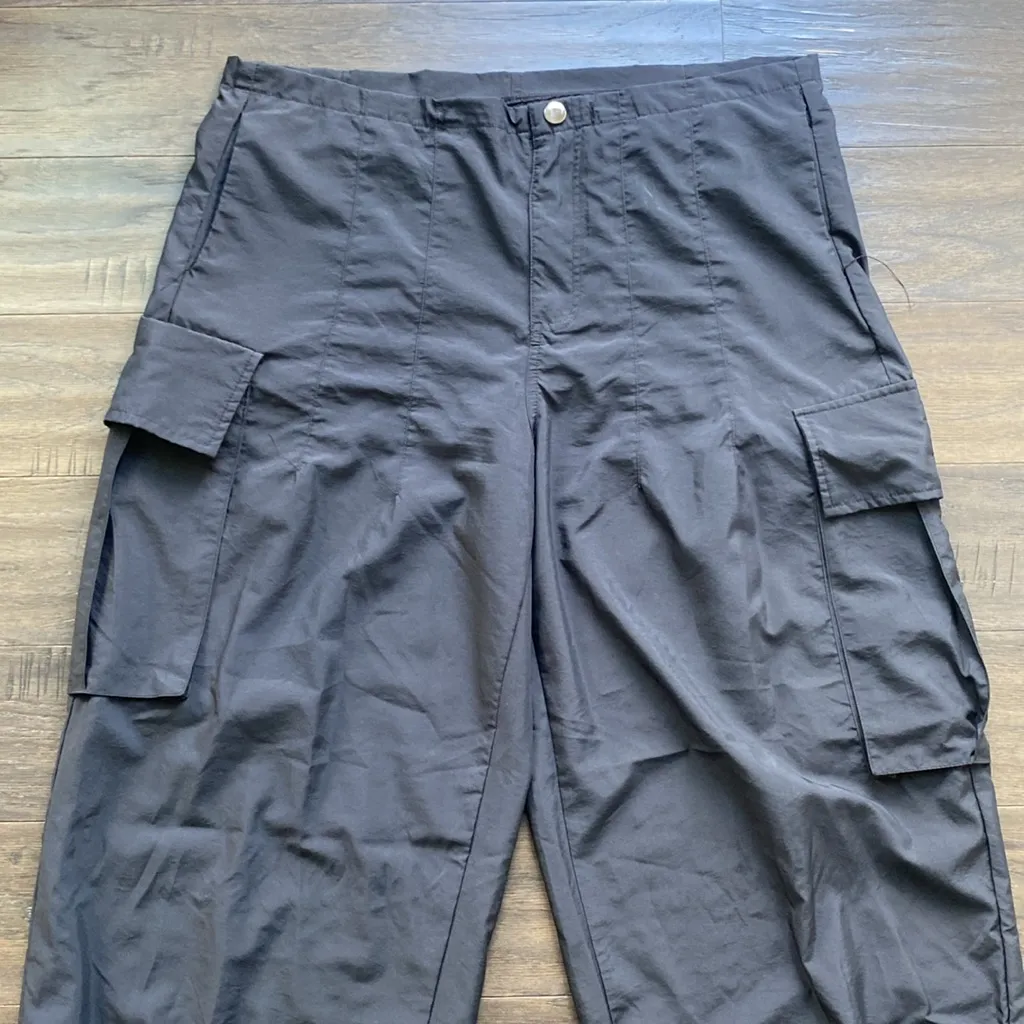 Cargo Parachute Pants Womens Sz XL Black Lightweight Streetwear - Image 2