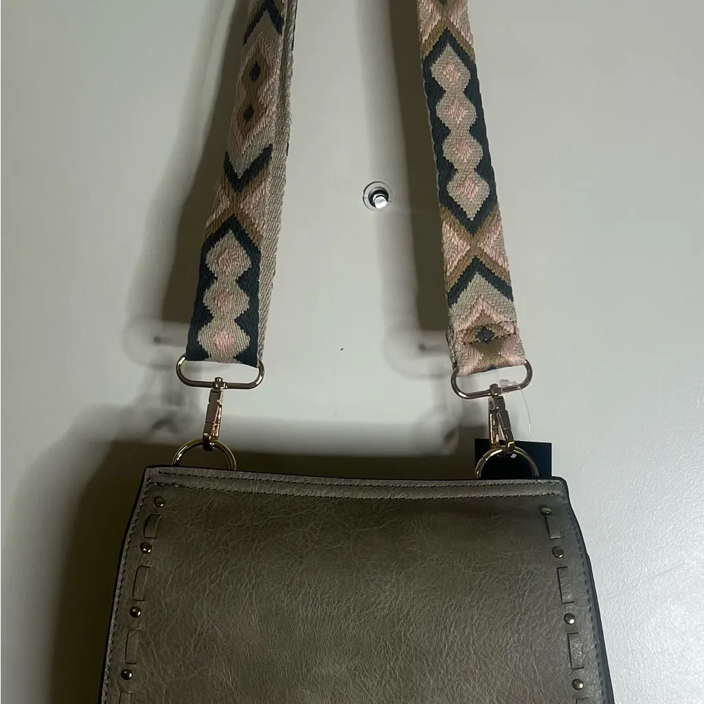 NEW Gray PETA Approved Vegan Pu Half Moon Xbody Bag Geometric Adjustable Strap - Image 3