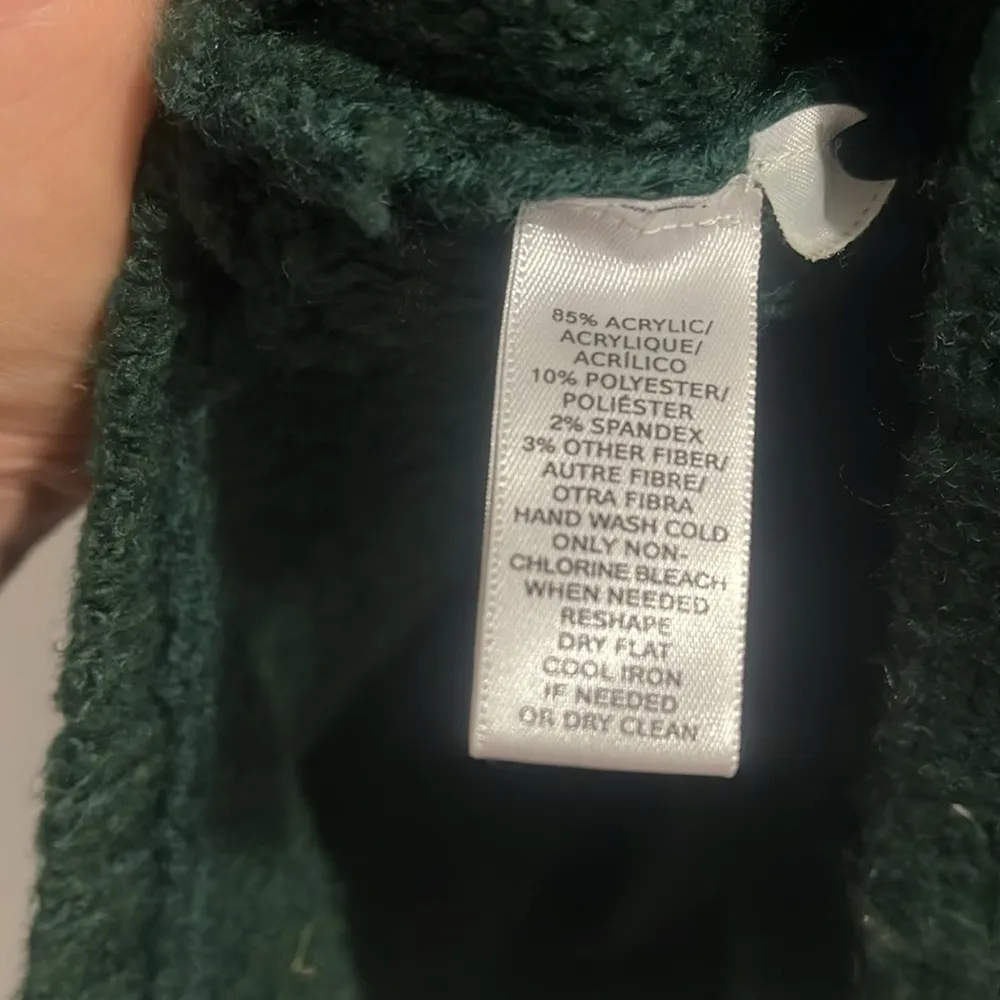 Lou & Grey dark green long oversized sweater with slits in side and crowl neck - Image 8