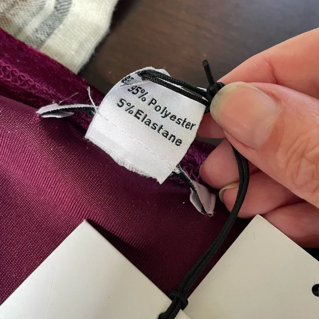 NWT Glamorous Curve Burgundy Crushed Velvet Wrap Dress $119 16 - Image 10