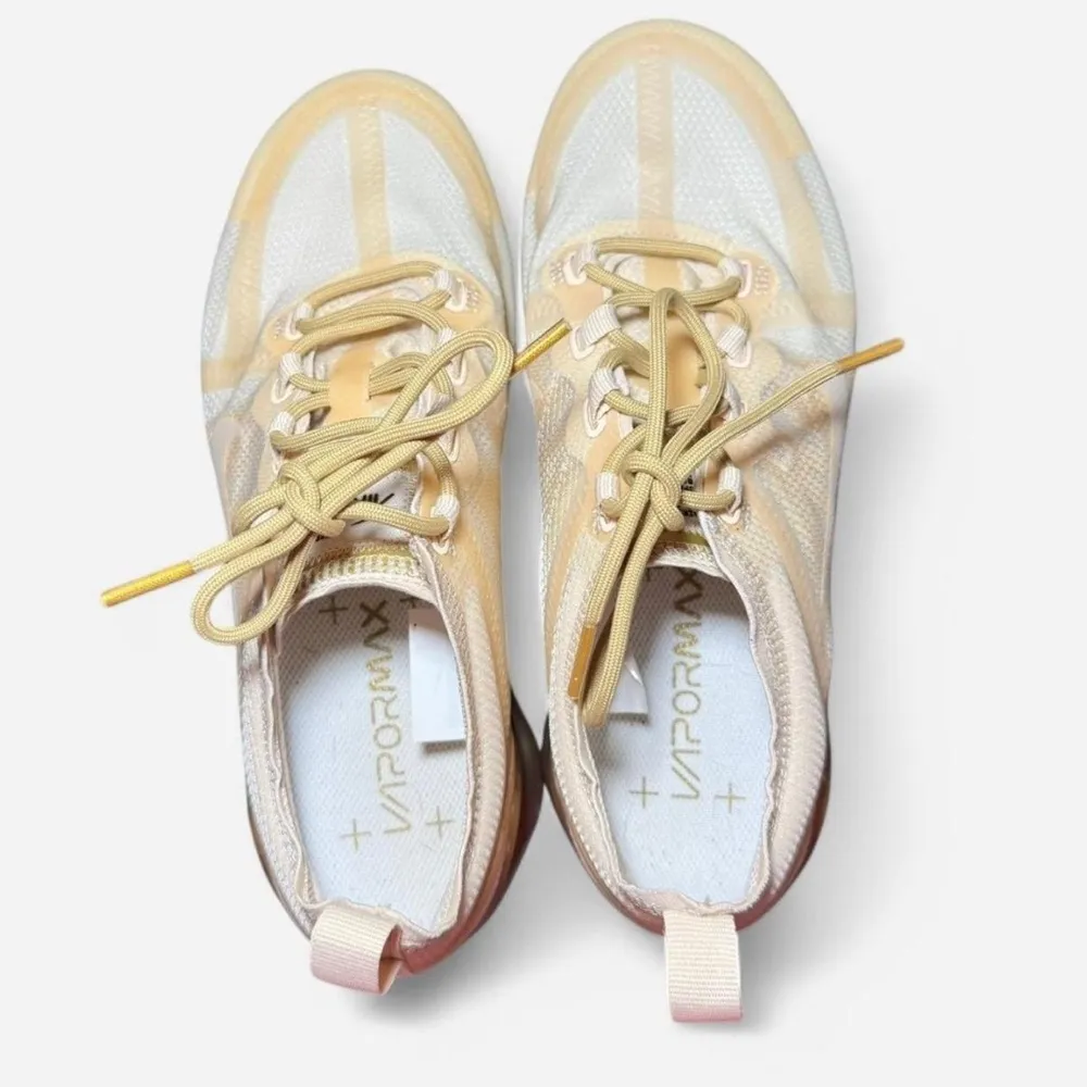 Nike women’s 2019 Air Vapormax Athletic shoes size 8.5 - Image 7