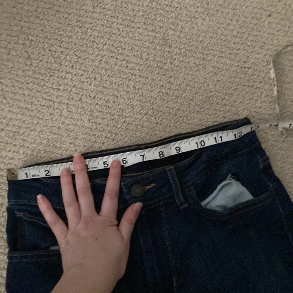 Levi’s High Rise Skinny Jeans 721 Size 28 Like New 28” Inseam Dark Wash VEUC - Image 5