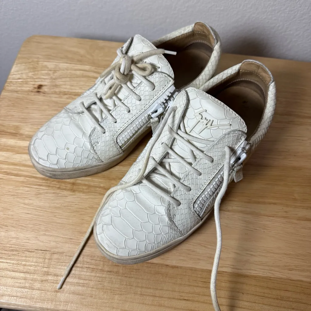 Giuseppe Zanotti Women’s Frankie Embossed Leather Sneakers in White/Ivory Size 7 - Image 6