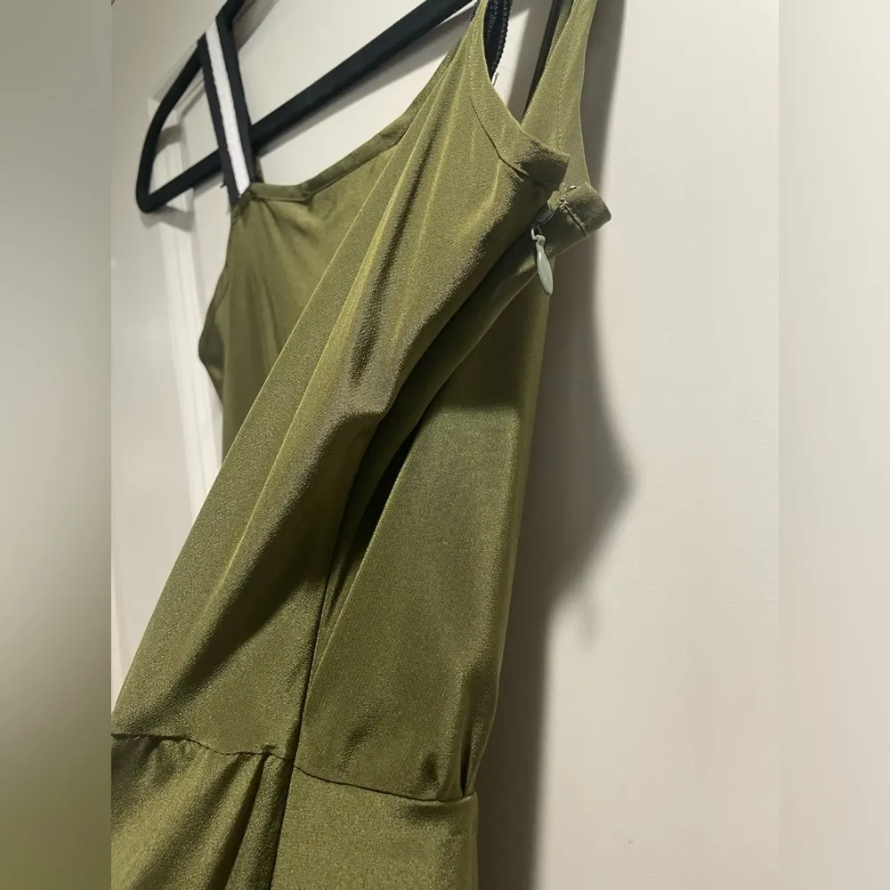 Inclan Studio Silk Midi Dress in Army Green Size 2 - Image 4