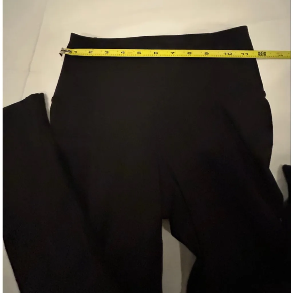 Women's ATHLIO Black capri Leggings small - Image 5